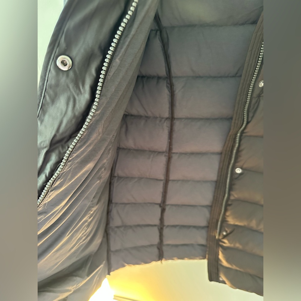 COLE HAAN black down puffer jacket women’s size Large with 4 zip pockets - Picture 15 of 16